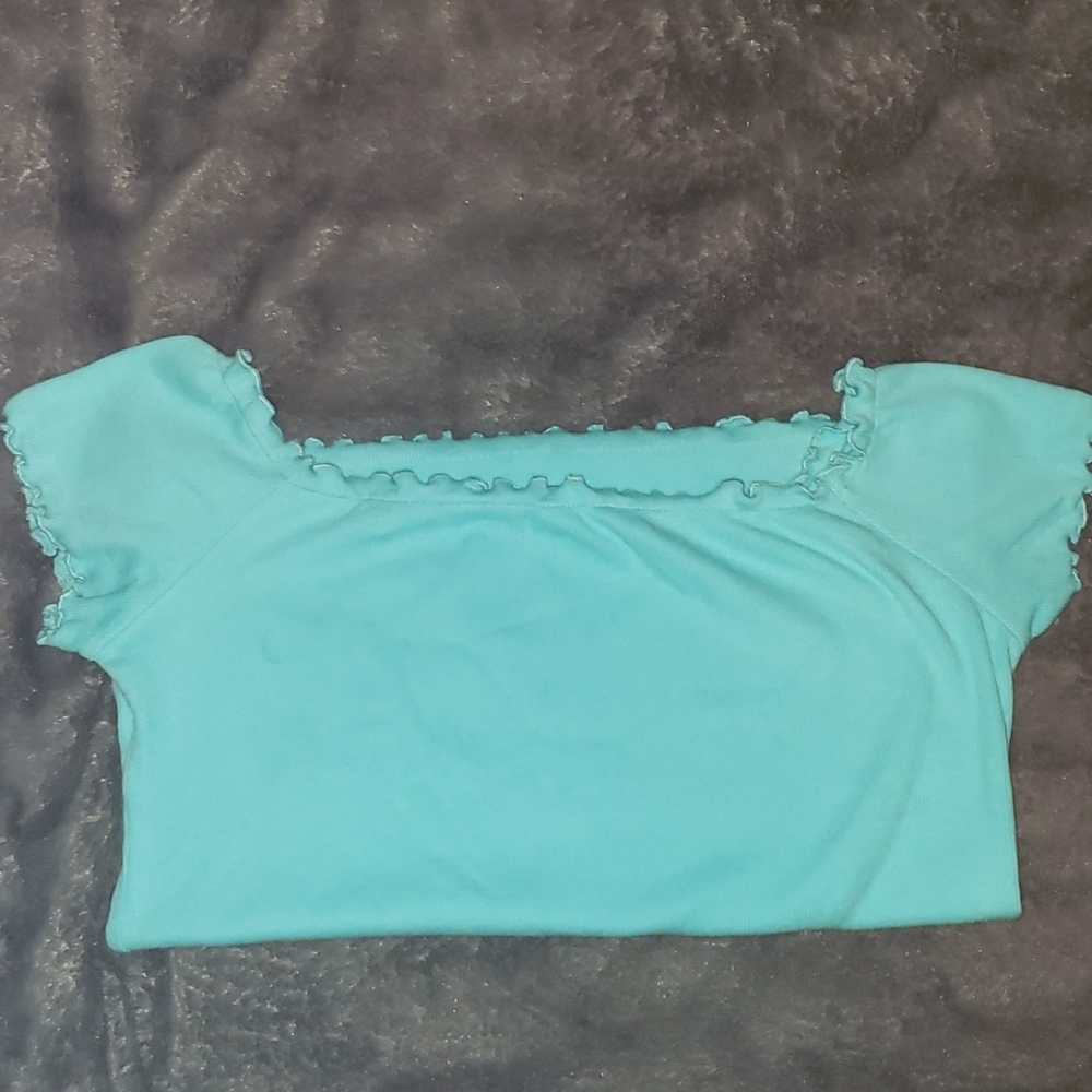 Cropped blue Hollister shirt